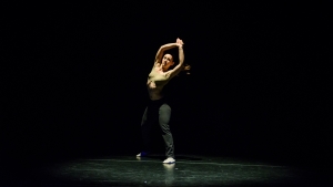 Il mio centro Choreografia: Patrizia Cartei. Tancuje: Marta Cappelini, a.h. (IT) Company: MultiVersoDanza